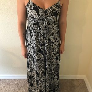 Billabong black/white floral tropical maxi dress